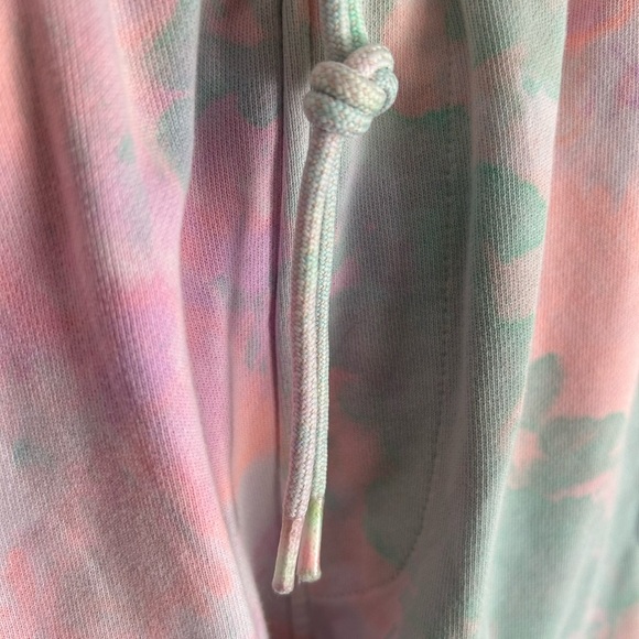 2018 Pharrell Williams x Adidas HU Printed Athletic Shorts Men's Size XS Tie Dye - Picture 14 of 16